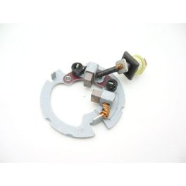   Rms - Kefetartó Önindítóhoz Yamaha Majesty 250 96-03 / X-Max 250 05-09 / X-City 250 07-12 / Versity 300 03-06 / Majesty 400 04-11 / X-Max 400 / Honda 125-230-250-400-750 / Yamaha 250-300-400-500-535-600-650-750-1000