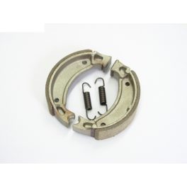   Yamaha Jog  3Kj / 3Yj / 3Yk / 4Jp / 4Lv / Bws Ng. 99-04 / Jog R 02-04 / Neos 97-04 / Axis 95-96 / Spy 95-98 / Vino 50 4T Fékpofa (Hátsó) - Ferodo